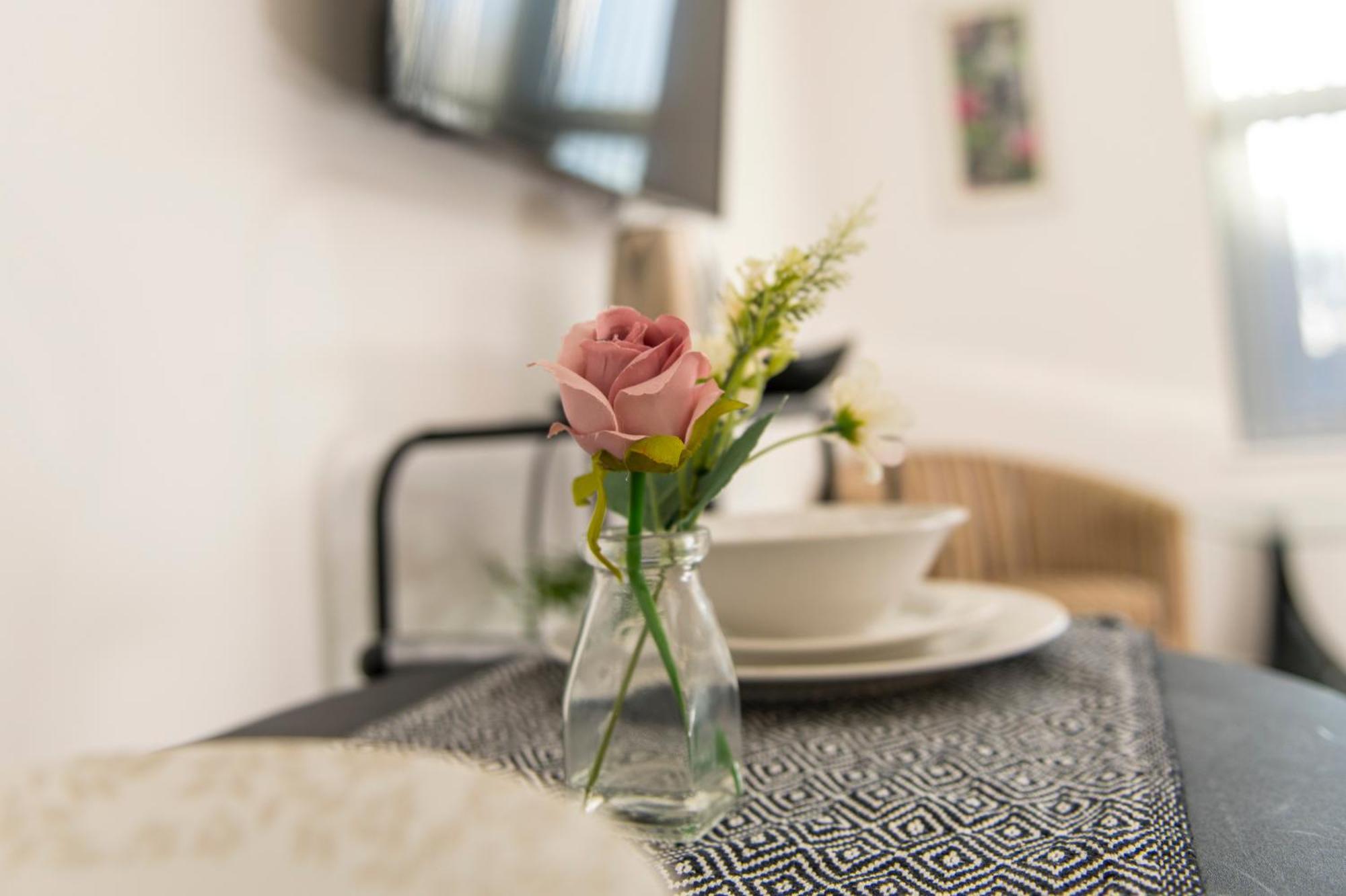 プレストンCozy Studio Flat For Rentアパートメント エクステリア 写真